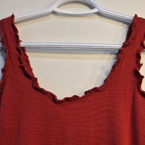 RW&CO. Maroon Ruffled Button-Front Tank - Picture 4 of 6